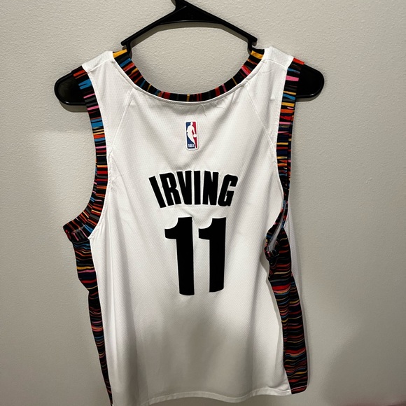 Kyrie Jersey - Picture 1 of 2